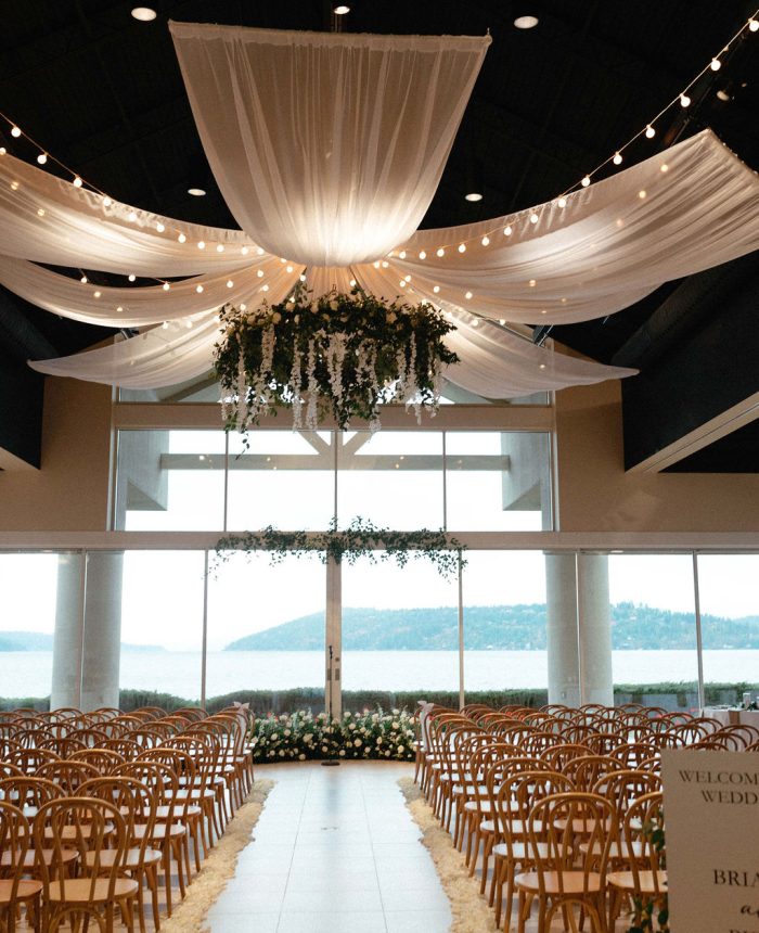 Foggy and Pretty Autumn Wedding at The Coeur d’Alene Resort