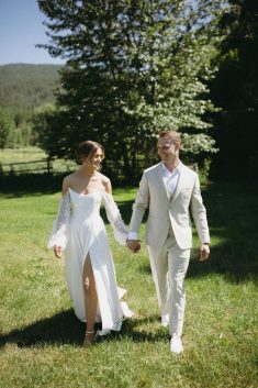 CC Bloom spring wedding White Haven Weddings rocky mountain bride14