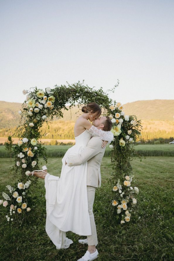 CC Bloom spring wedding White Haven Weddings rocky mountain bride65
