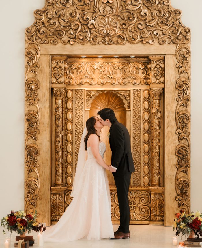 Warm and Inviting Springtime Wedding in Santa Fe, New Mexico