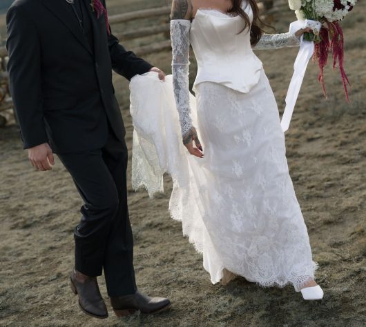 Stanley River Retreats & Cabins winter wedding rocky mountain bride28