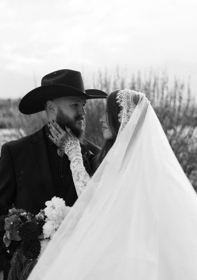 Stanley River Retreats & Cabins winter wedding rocky mountain bride42