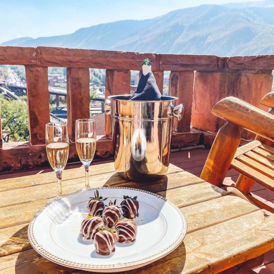 Hotel Colorado: A Romantic Historic Getaway in Glenwood Springs