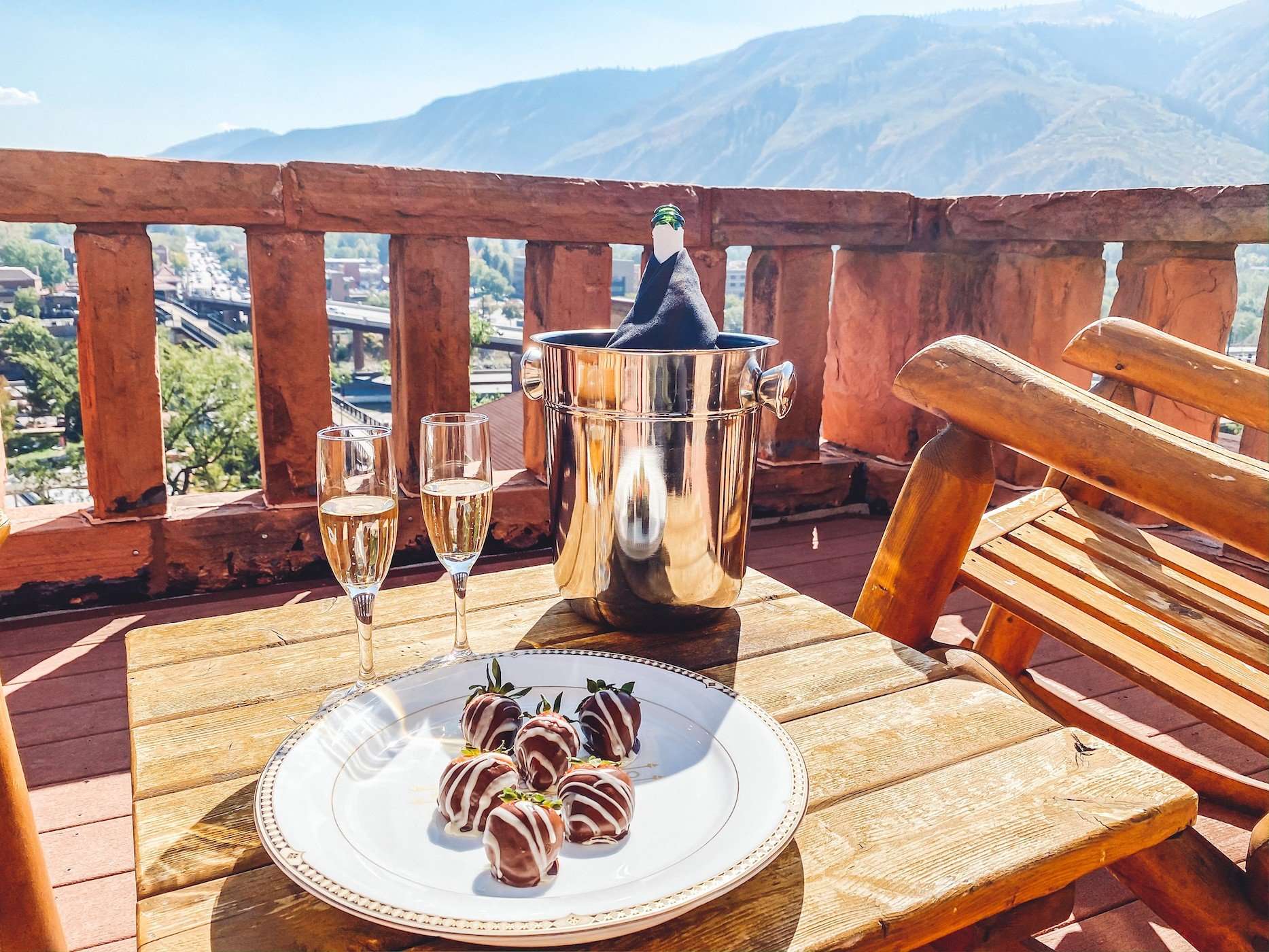 Hotel Colorado: A Romantic Historic Getaway in Glenwood Springs